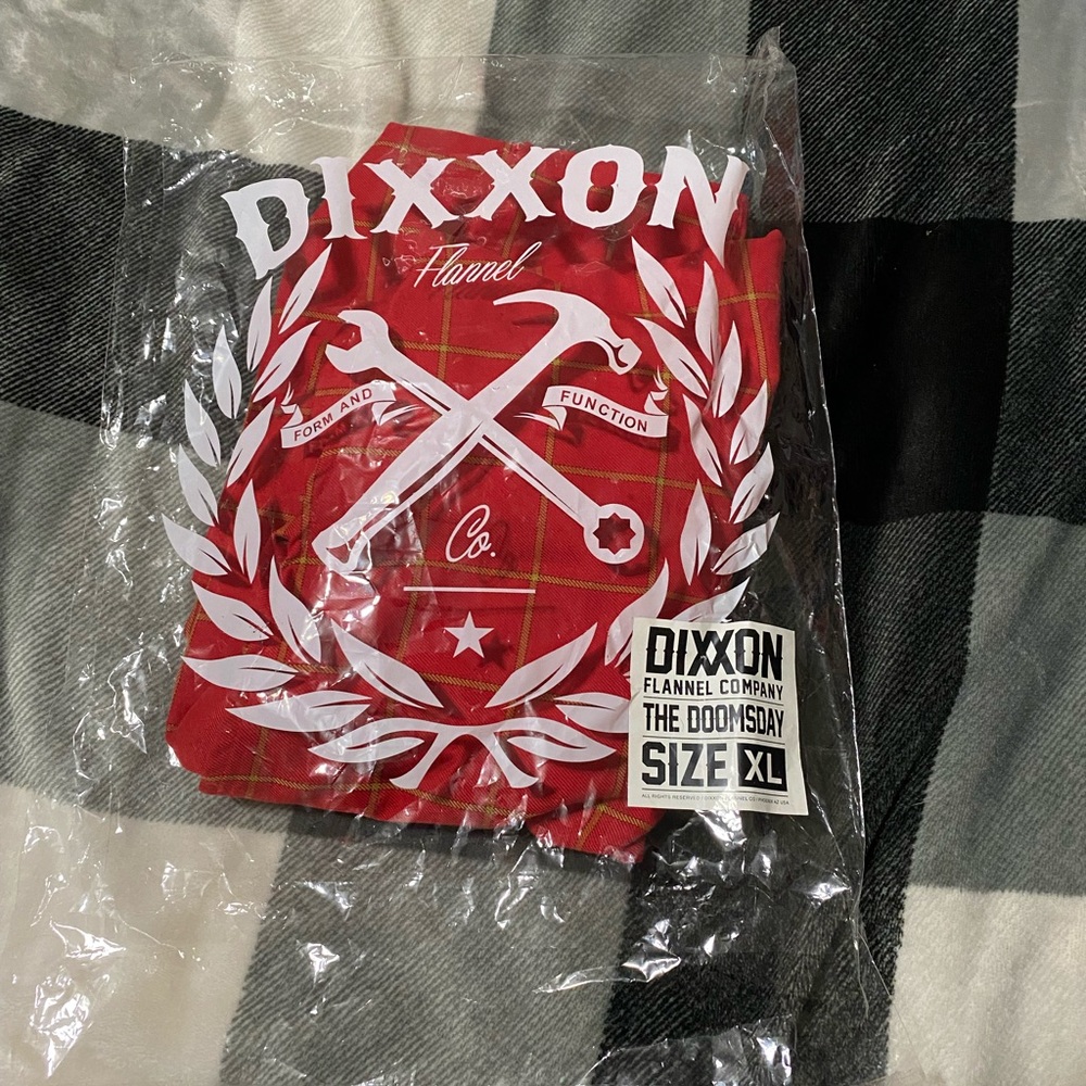 Red Dixxon ‘Doomsday’ Flannel Men’s XL